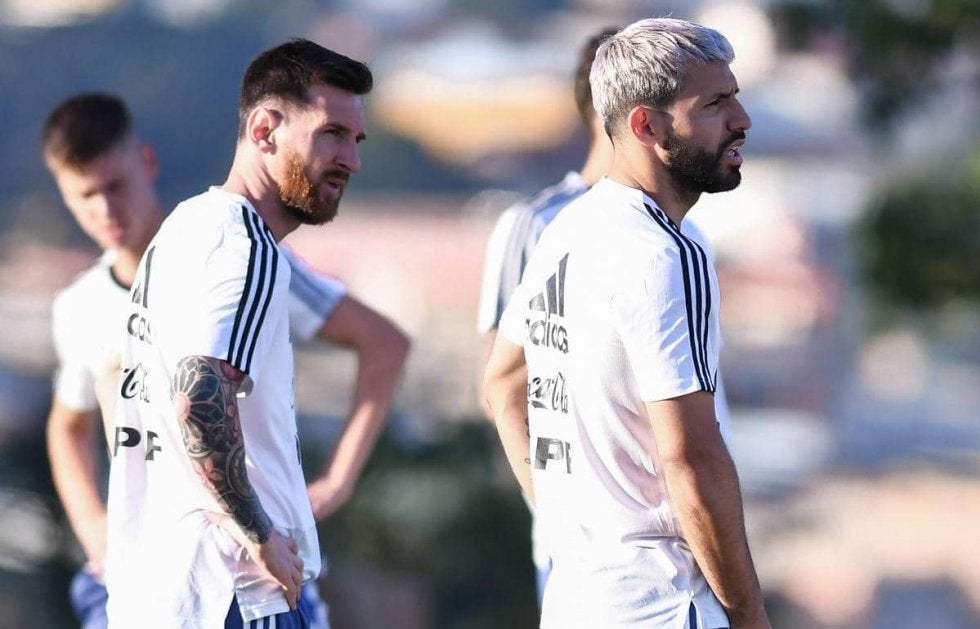 アルゼンチン代表メンバーが発表! メッシ&アグエロらに加え、国内からは3名が招集《カタールW杯南米予選》