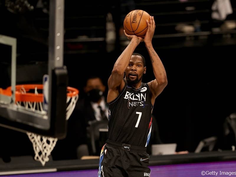 POで高精度なショットが際立つデュラントをカイリーが絶賛「皆がリスペクトしている」