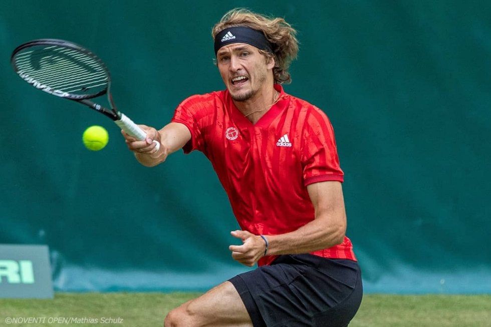 ズベレフ、全仏OPから中3日で芝シーズンへ。苦戦も初戦突破で「2日間の準備にしては悪くない」[ノベンティ・オープン]