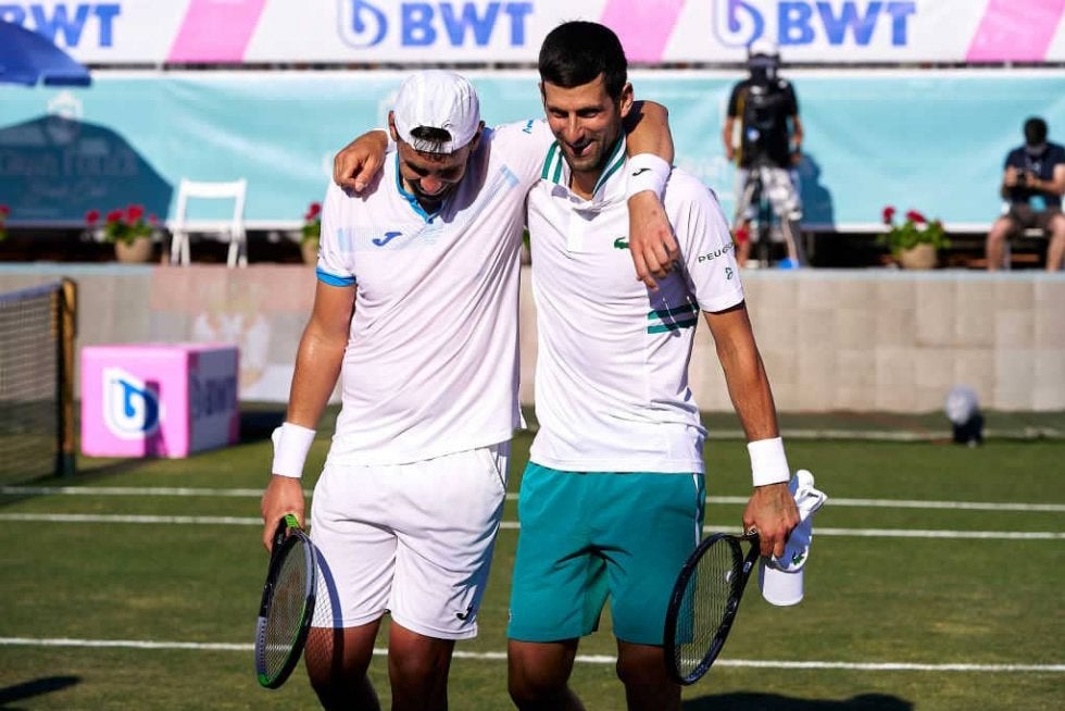 シフィオンテクらシード選手敗退続出。ジョコビッチはダブルスでベスト4