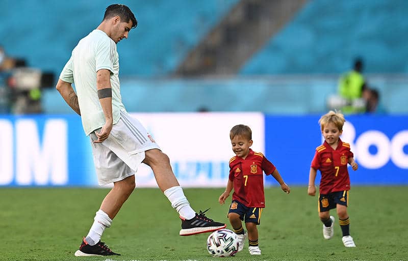 スペイン代表モラタ、行き過ぎたバッシングを告白　「子供が死ねばいいというものも…」