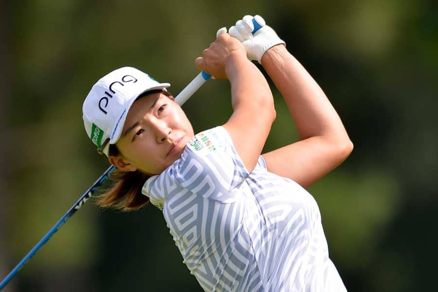 渋野日向子のスマイル炸裂　“奇跡のスピンショット”に米喝采「これは見続けてしまう」