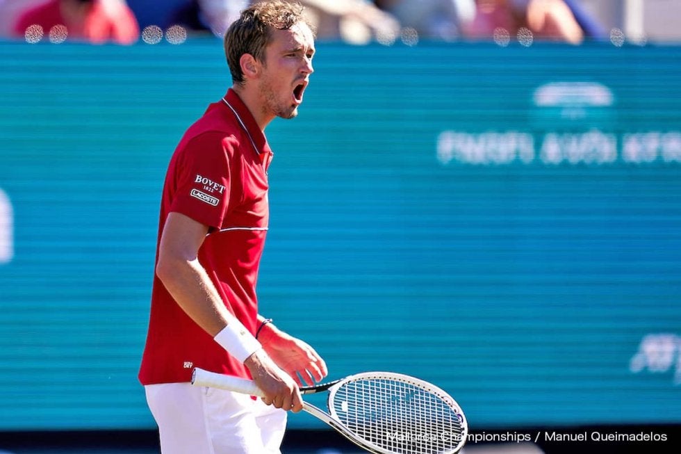 メドベデフ、カレーニョ・ブスタをフルセットで破り、芝大会初の決勝進出「難しい試合だった」[マヨルカ選手権]