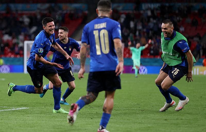 8強入りのイタリア、新記録の31戦負けなし！ 連続無失点は1168分でストップ