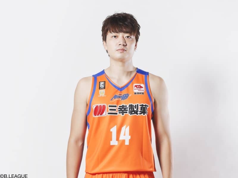 愛媛が石井峻平との契約合意を発表…今季は負傷の影響で出場なし