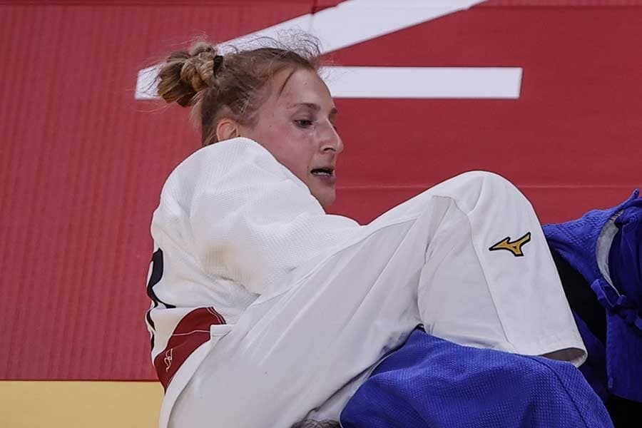 ドイツ柔道コーチが“闘魂注入”　試合直前、顔への2発を選手説明「全然痛くない！」