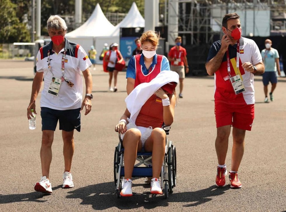 車いすで退場する選手が出た末に...オリンピックの試合開始時間がついに変更される