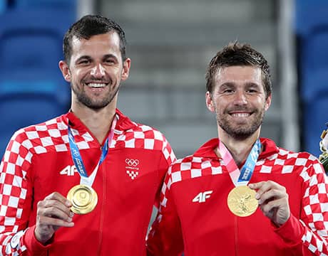 同国対決制し初の金メダル