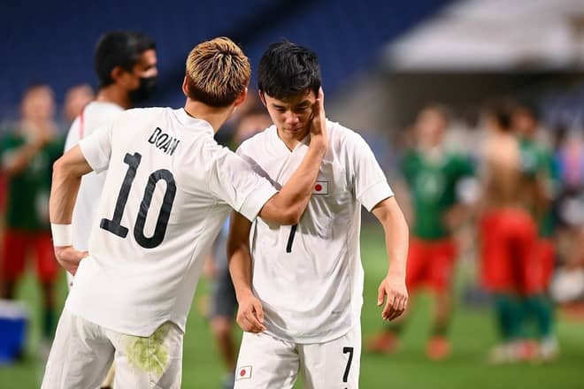 メダルを逃がして涙の海が メキシコ戦完敗のu 24日本代表に韓国メディアから同情の声 これがサッカーなんだ 東京五輪 サッカー スポーツブル スポブル