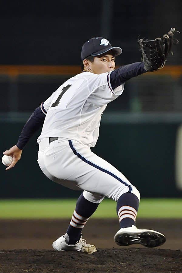 【高校野球】高川学園が9回サヨナラで甲子園初勝利！　試合終了時刻は午後9時40分で“最遅”を53年ぶり更新