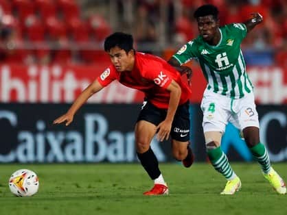 復帰の久保建英に「力強さで成長」の評価。ライバルの特徴と定位置確保の可能性は？