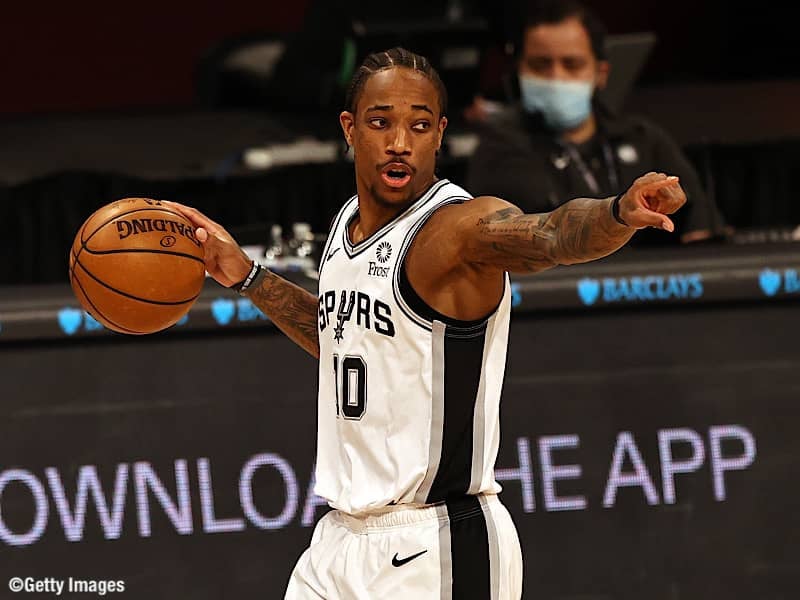 ブルズへ移籍は必然だった？　デローザン「数年前からブーチェビッチに誘われていた」