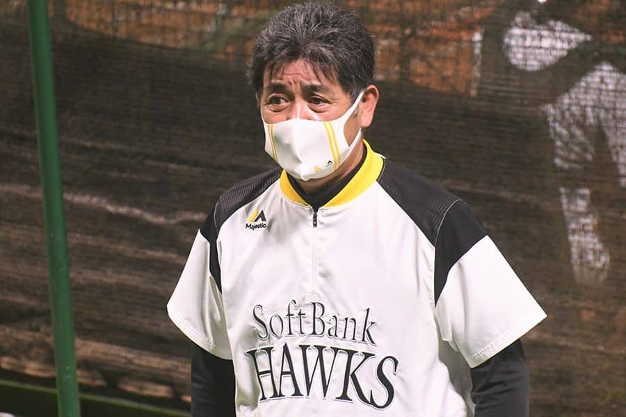 なぜ鷹は「勝利の方程式」を変更した？　苦しい台所事情で工藤監督が導き出した打開策