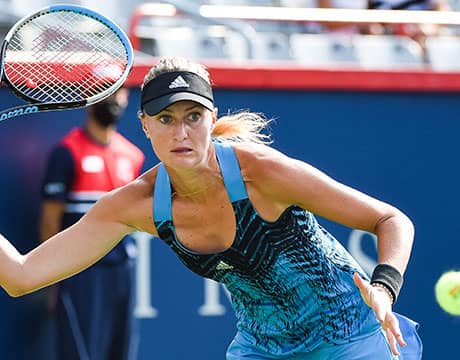 ムラデノビッチ 快勝で8強