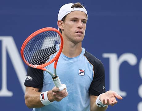 波乱 世界15位がジュニアに黒星