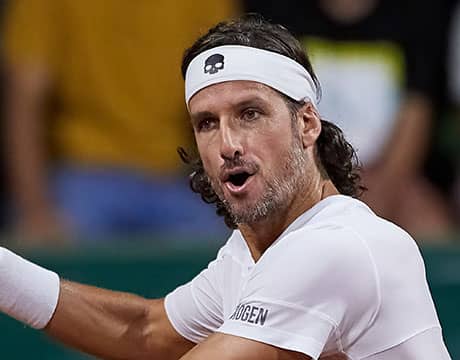 ロペス 40歳の誕生日「幸せ」