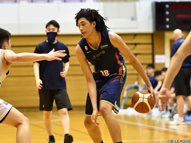 横浜がU18所属のジェイコブス晶を特別指定選手登録…17歳5カ月11日でB1最年少入団に