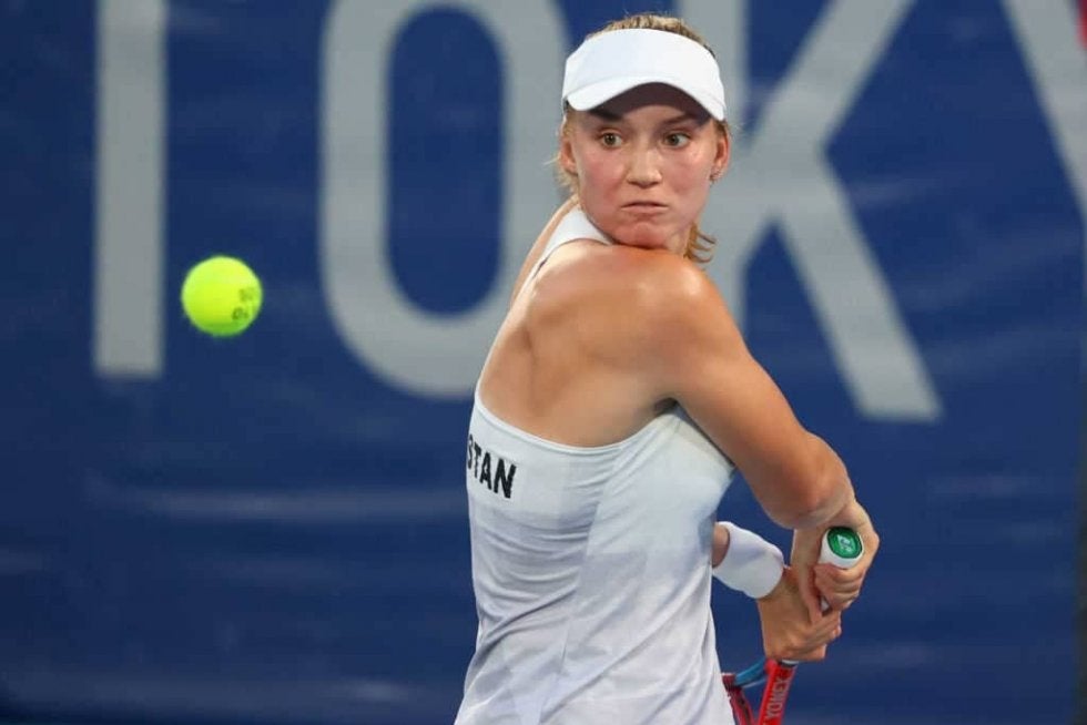 女子トップは16位、男子は34位。テニスのインフラ作りに成功した国