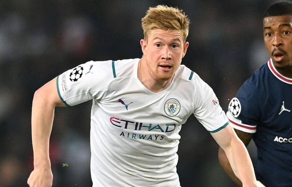 「一貫性がない」デ・ブライネとグイエの交錯シーンが論争を呼ぶ「ワン＝ビサカはレッドだったのに…」