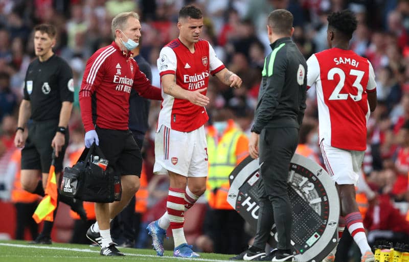 アーセナル、ジャカが右ヒザじん帯損傷で3カ月アウト