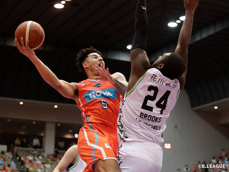 5選手が2ケタ得点を挙げた広島、北海道を破り開幕戦を白星で飾る