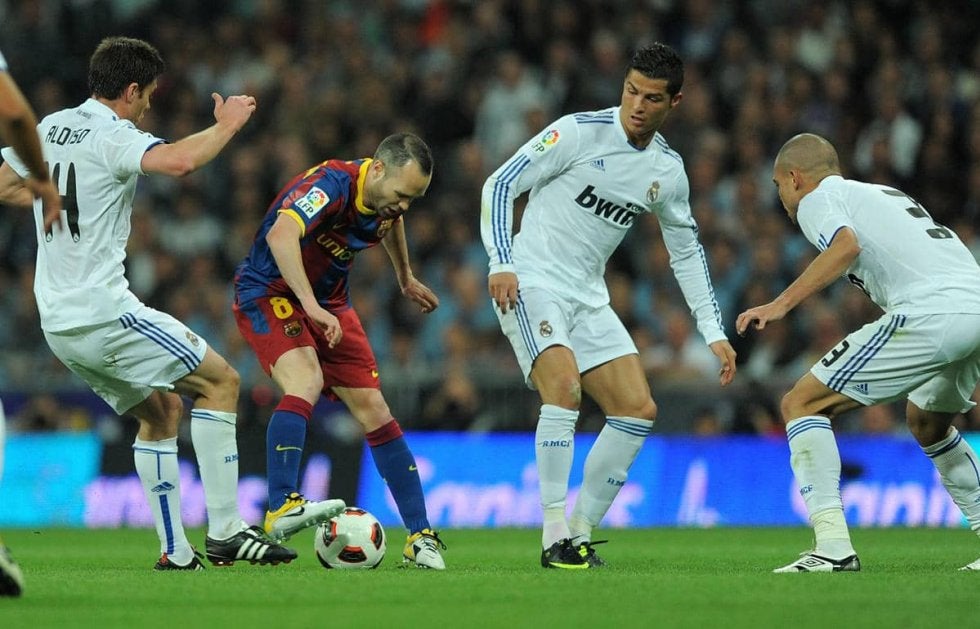 イニエスタを偉大な選手にさせた要因は「学習意欲こそが上達を続ける原動力」、特に重要な経験は「モウリーニョのレアル」