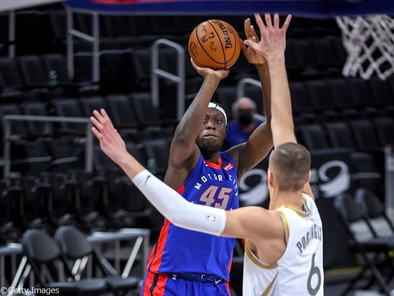 レイカーズがセコウ・ドゥンブーヤを獲得、フランス国籍の2選手と2ウェイ契約を締結