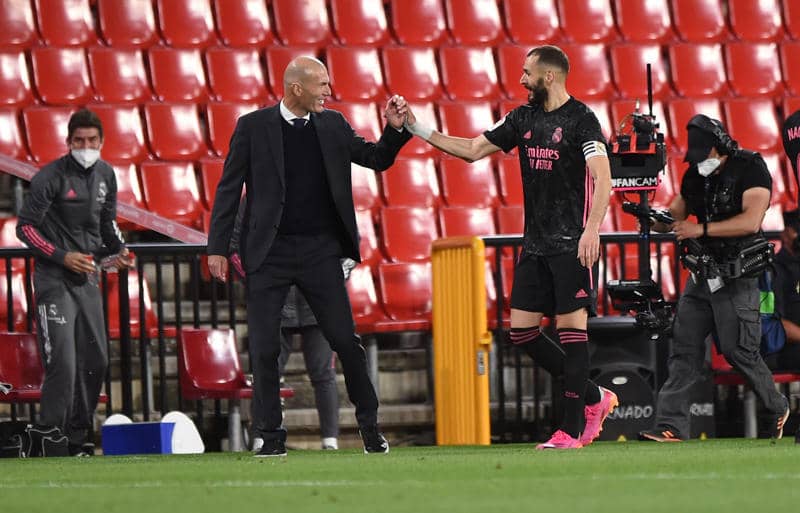 ジダン、教え子ベンゼマをバロンドールに推す「雲の上の存在だ」