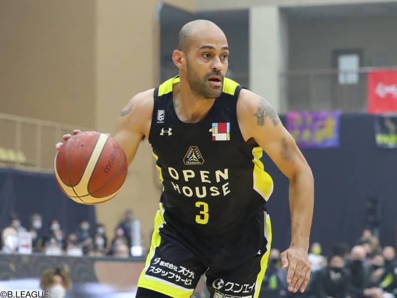 群馬のマイケル・パーカーが史上初の個人通算1万3000得点を達成