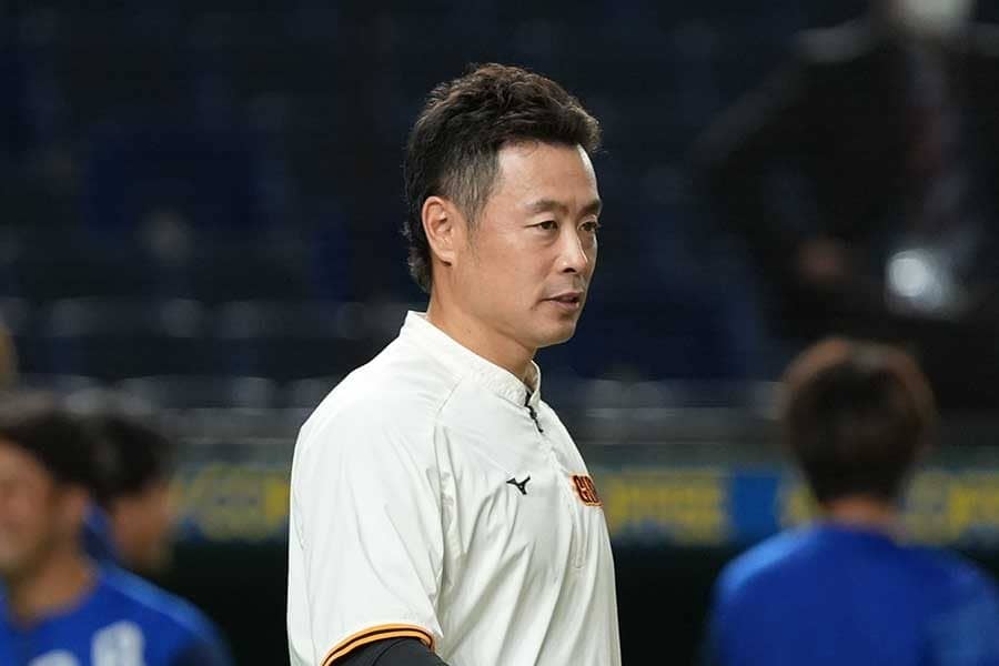 巨人・亀井善行の決断に橋本環奈さんも思わず反応　「引退、、、。」