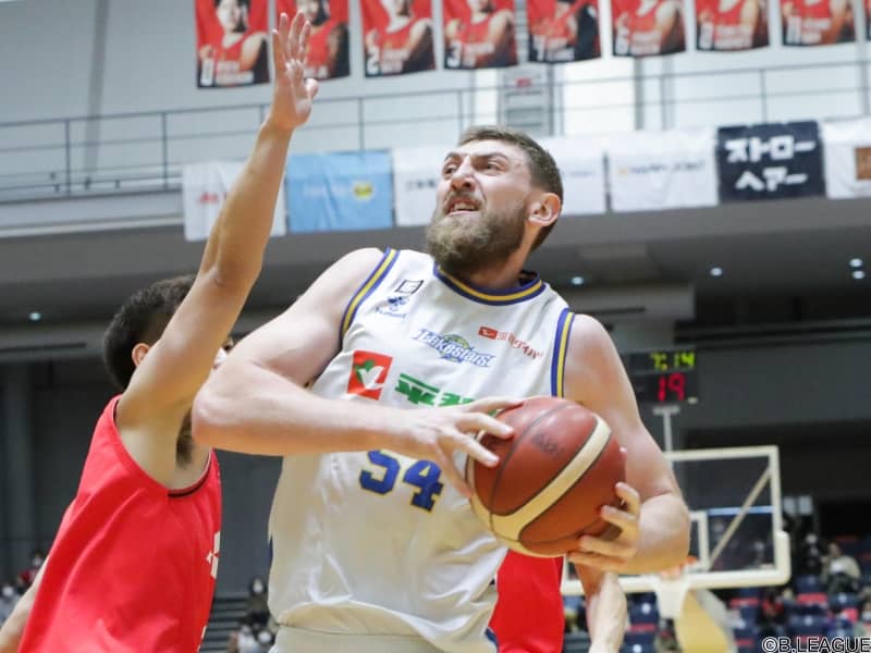 Bリーグ第4節のベストオブタフショット…1位はショーン・オマラの豪快アリウープ！