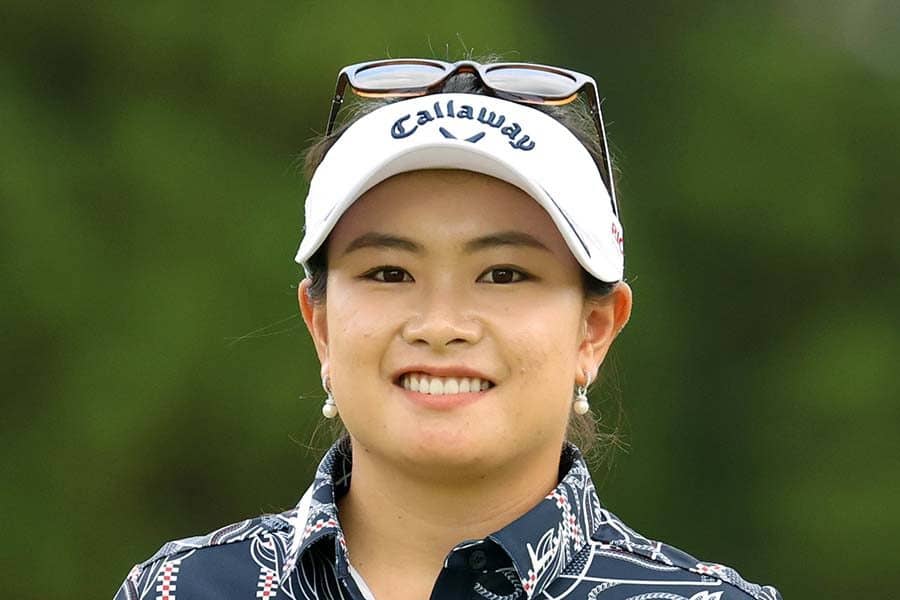 「ホント超オシャレ！」　3位の河本結、濃紺ウェアに合わせた“青リボン姿”に反響