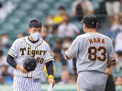 阪神と巨人の急失速はなぜだったのか。高木豊が両監督の采配、CSに向けたキーマンを語った