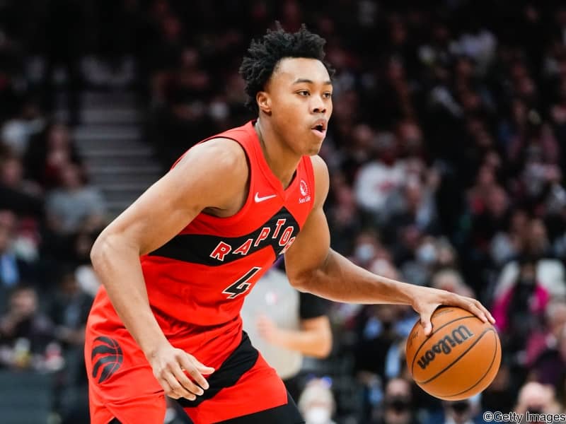 デュラントがラプターズの新人・バーンズを称賛「彼は正しくプレーする方法を知っている」