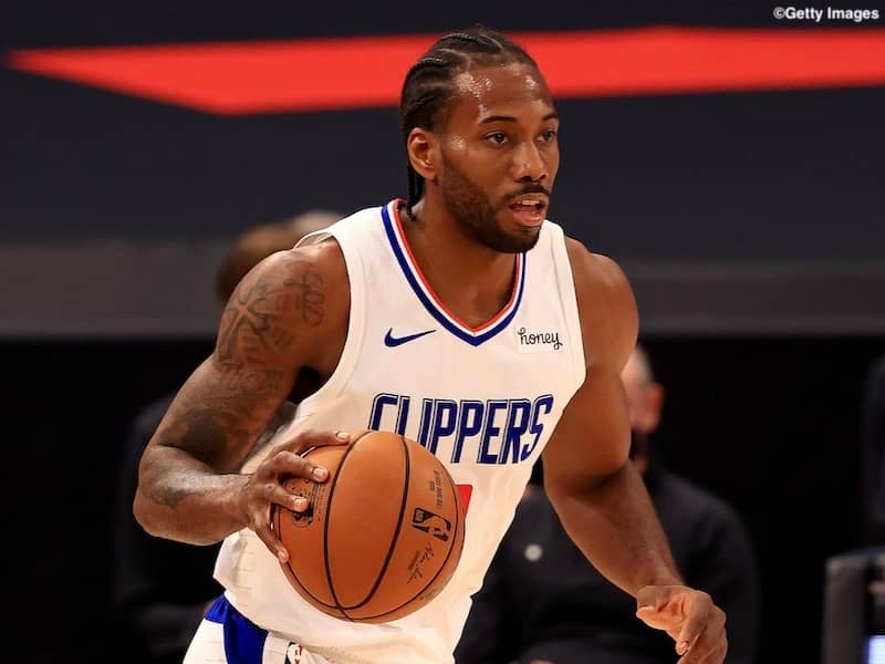 レナードの欠場時期について、有名コラムニストが「今年中には戻ってこない」と明言