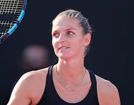 同国対決制すも揃って予選敗退