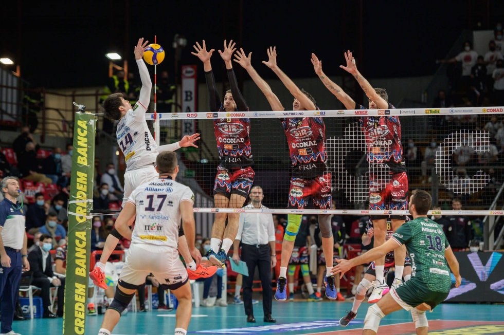 ミラノの石川祐希 ペルージャに敗れ連敗