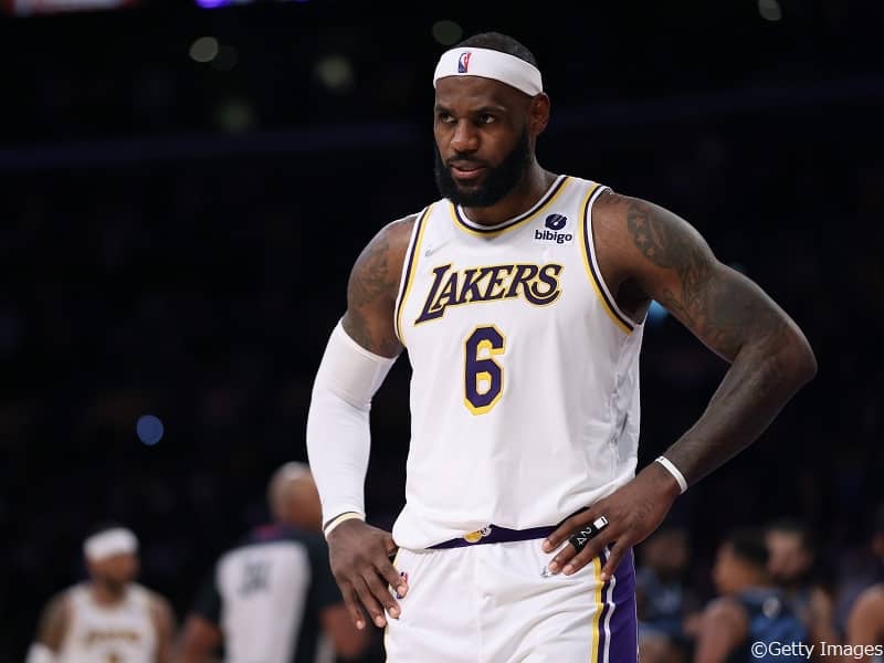 レイカーズのリーダー、レブロン・ジェームズが日本時間20日のセルティックス戦で復帰へ