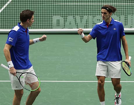 フランス、デ杯初戦で逆転勝利