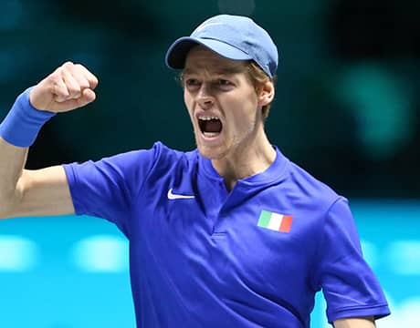 シナー 激闘制すも伊は4強逃す