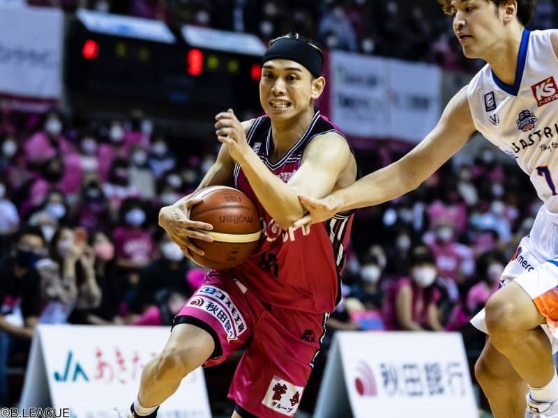 秋田の伊藤駿が左眼窩底骨折…今後の出場はコンディションを考慮して判断