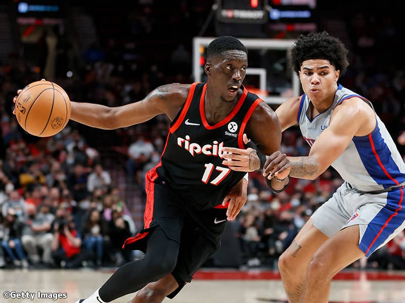 13分出場で“オール0”…またしても不名誉なスタッツを残したトニー・スネル