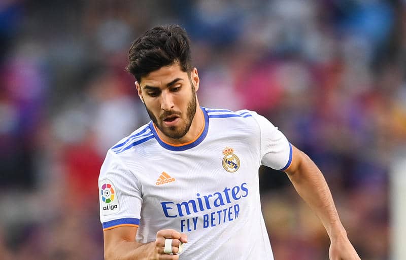 リバプールなどが関心示すアセンシオ、移籍を否定 「それを話すのはまだ早い」