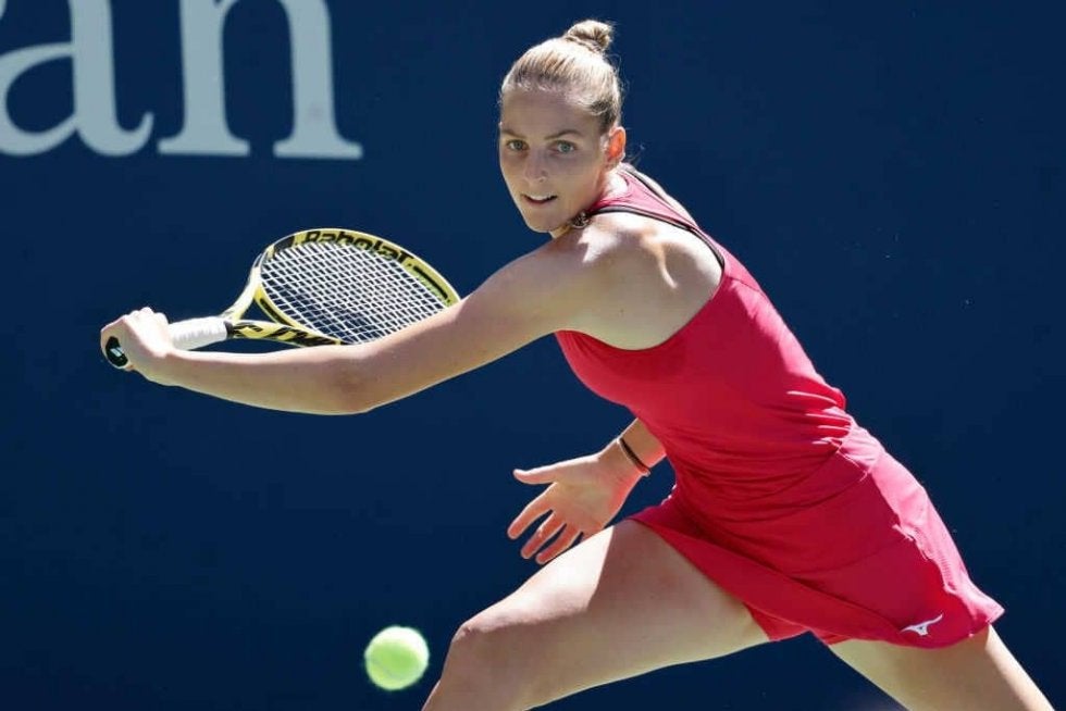 クリスティーナ・プリスコバが妊娠！元世界女王で双子の妹カロリーナも祝福