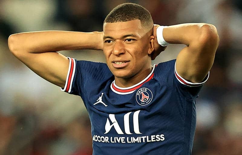 PSGメンバーがムバッペに“素敵”な誕生日プレゼント「2050年まで契約延長」