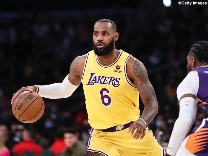 サンズはレイカーズを下しウェスタン首位をキープ…主力3人欠くマブスがウルブスに勝利／NBA