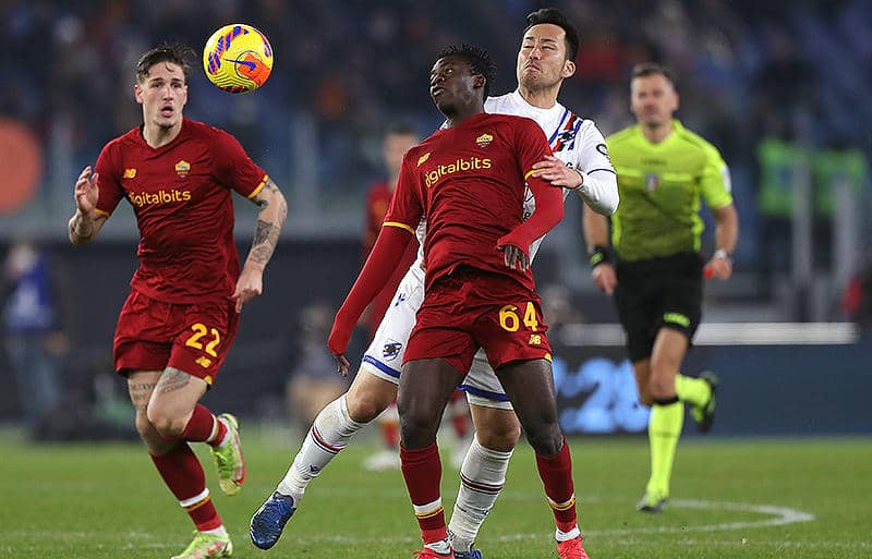 ローマがホームでサンプドリアに痛恨ドロー フル出場の吉田麻也は終盤の守勢の中で見事な奮闘 セリエa サッカー スポーツブル スポブル