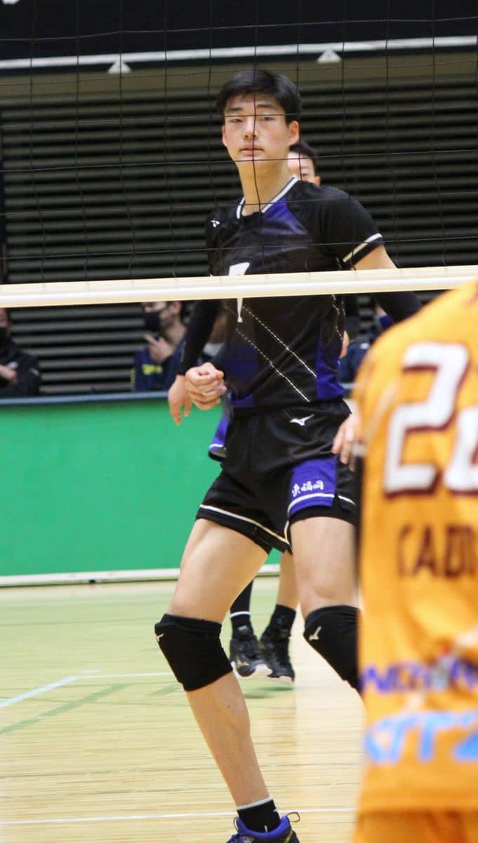 春高バレー連載①東福岡・川野史童、大先輩の跡を継げるか