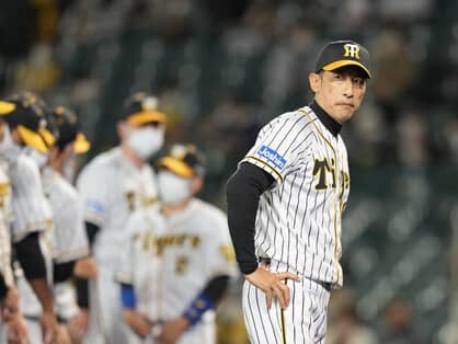 ラミレスが2021年のセ・リーグを総括。ヤクルト優勝、阪神失速の理由、来季のサプライズチームを語る