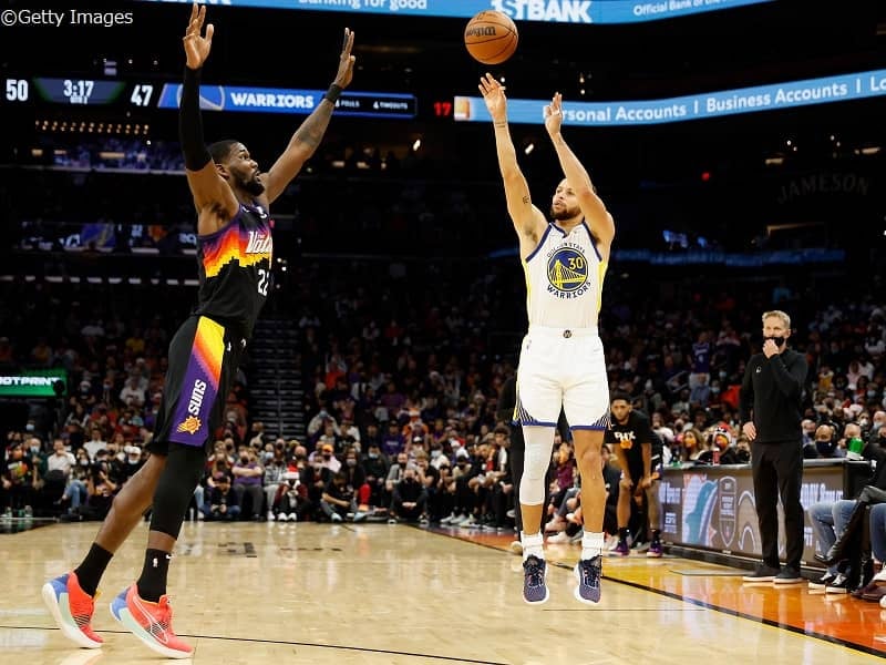 前人未到の3P成功3000本まであと1本となったカリーが達成しそうな新たな記録とは？